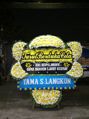 Papan Bunga Duka di Selagan Raya